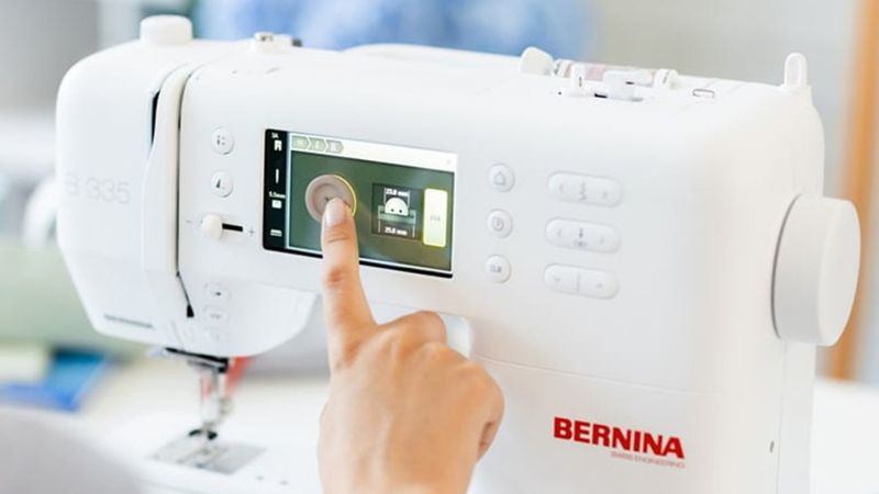 Bernina 335